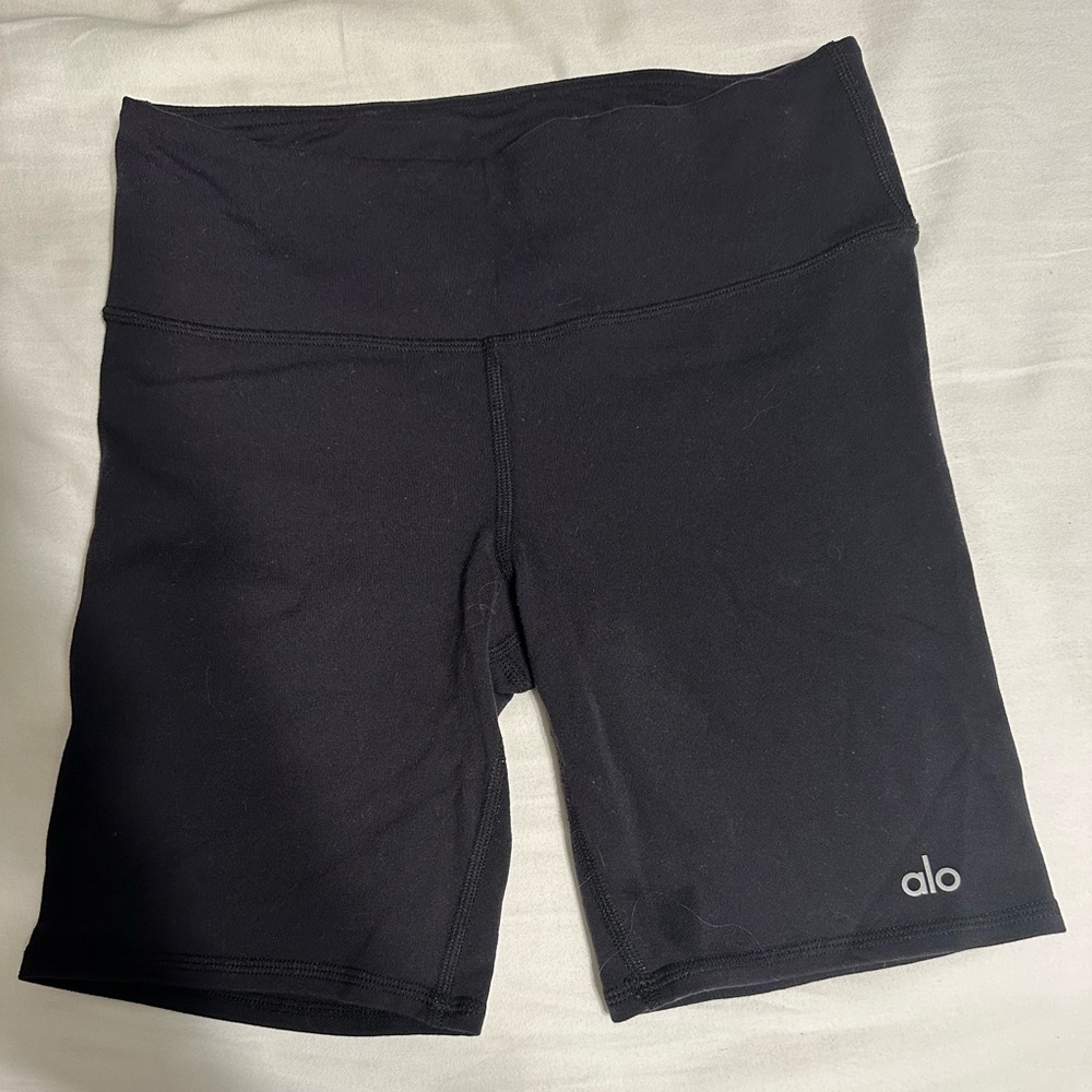 Alo bike short